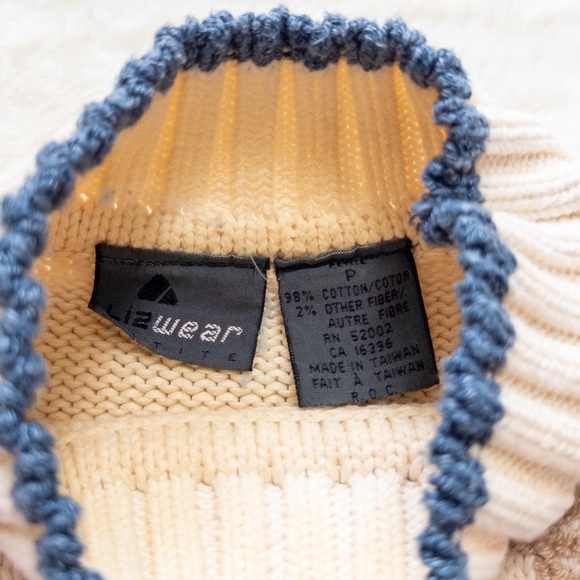 Cream and Blue Patterned Women's Sweater - Picture 5 of 8